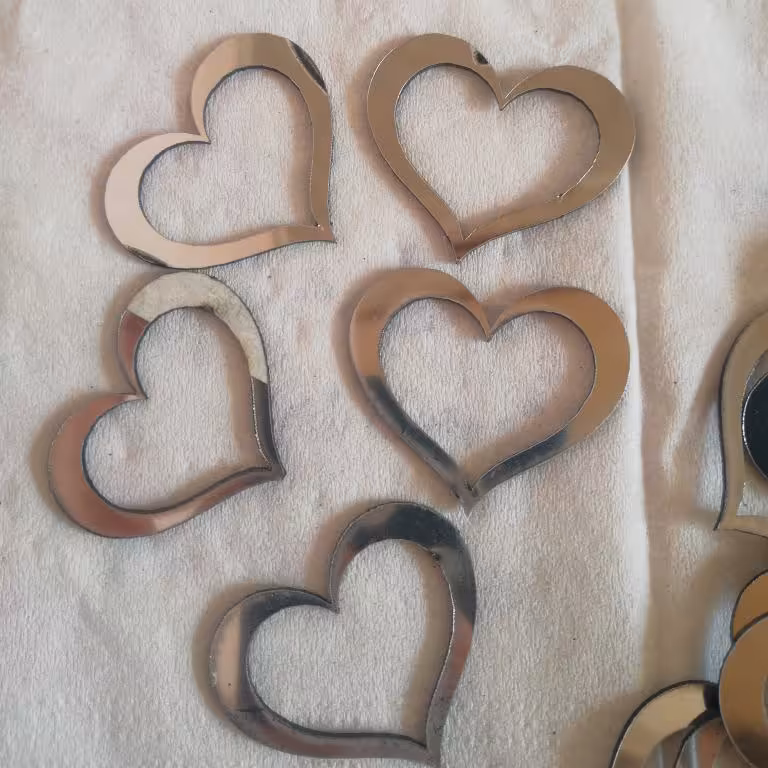 آینه آماتیس مدل قلب بسته 50 عددی