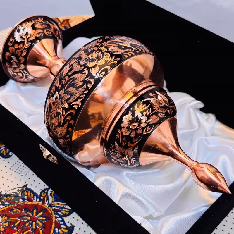 ست هدیه اداری شکلات خوری مسی الماس تراش 35