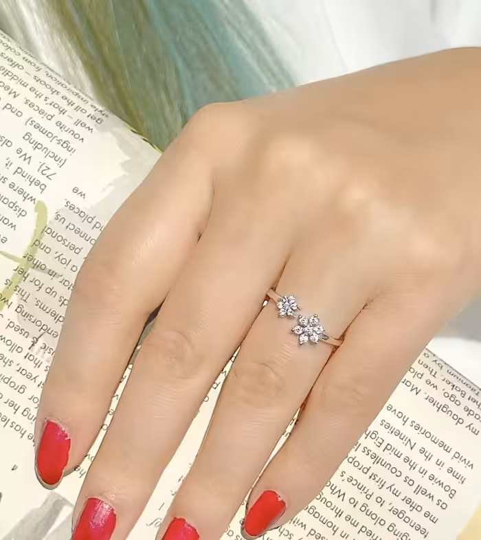 انگشتر جواهری نقره زنانه کد 10378