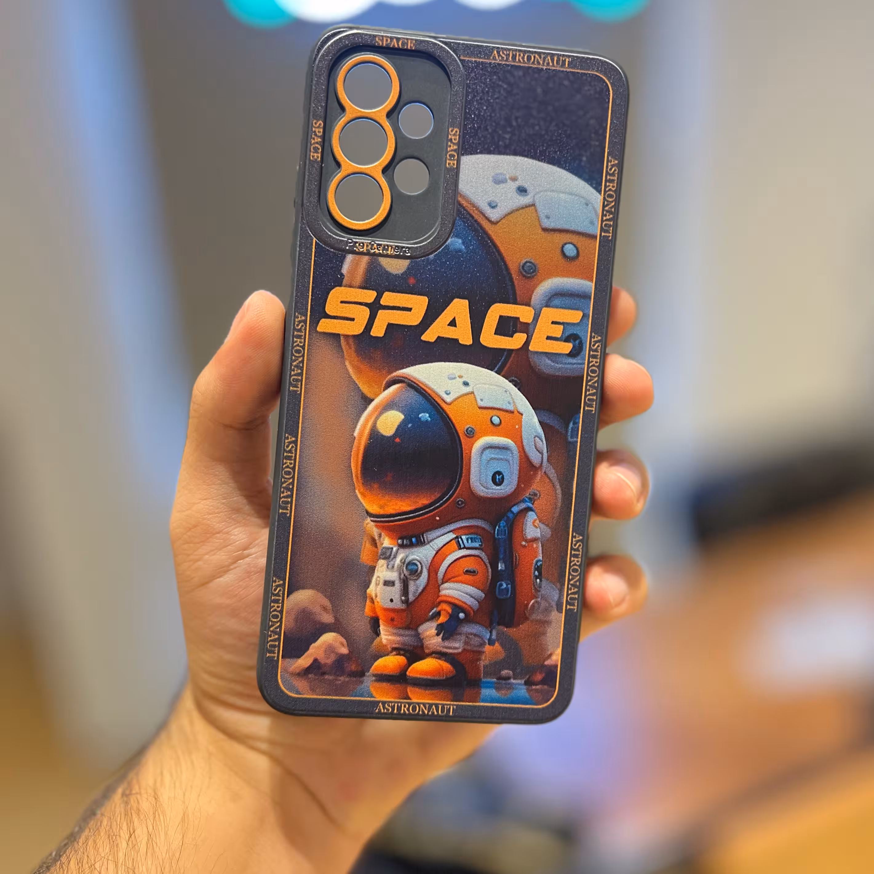 قاب A32  فانتزی مدل فضانورد 