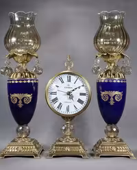 شمعدانی به همراه ساعت کد136  A0017