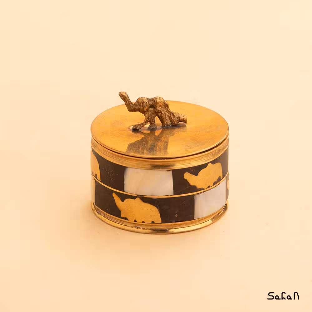 جعبه کوچک برنجی صدفی