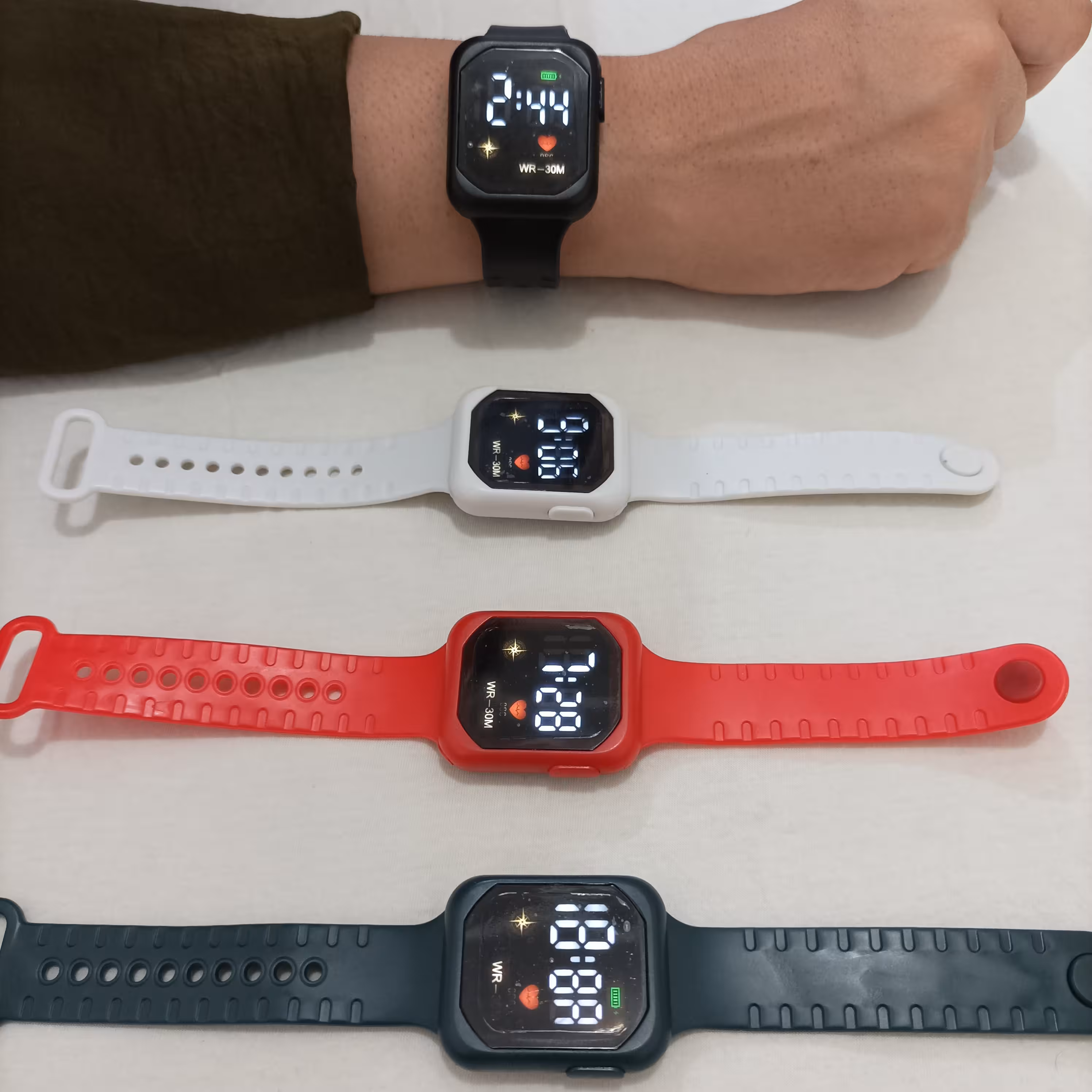 ساعت دیجیتال ال ای دی 