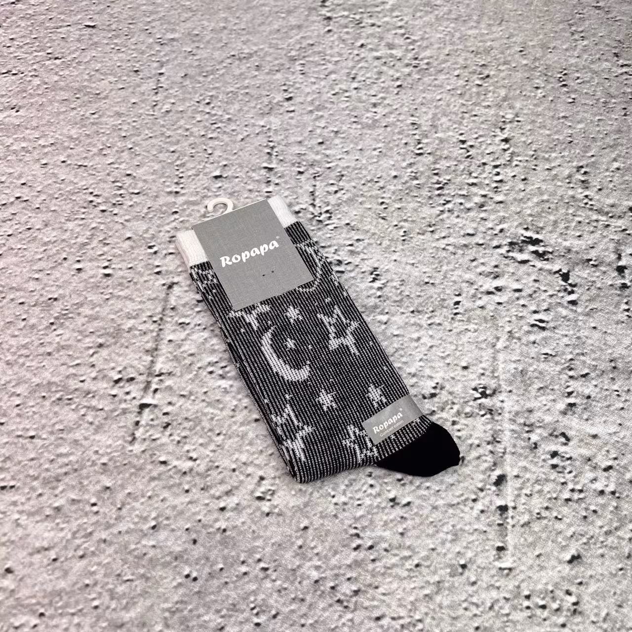 جوراب ساقدار ژاکارد ماه ستاره سیاه