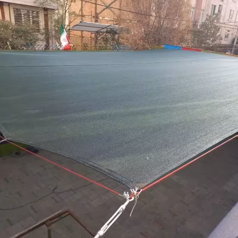 شید سایبان 80 درصد3در7 دور دوزی شده همراه با حلقه نصب