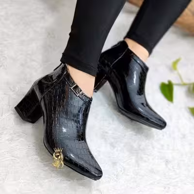 نیم بوت ورنی مدل سنگی