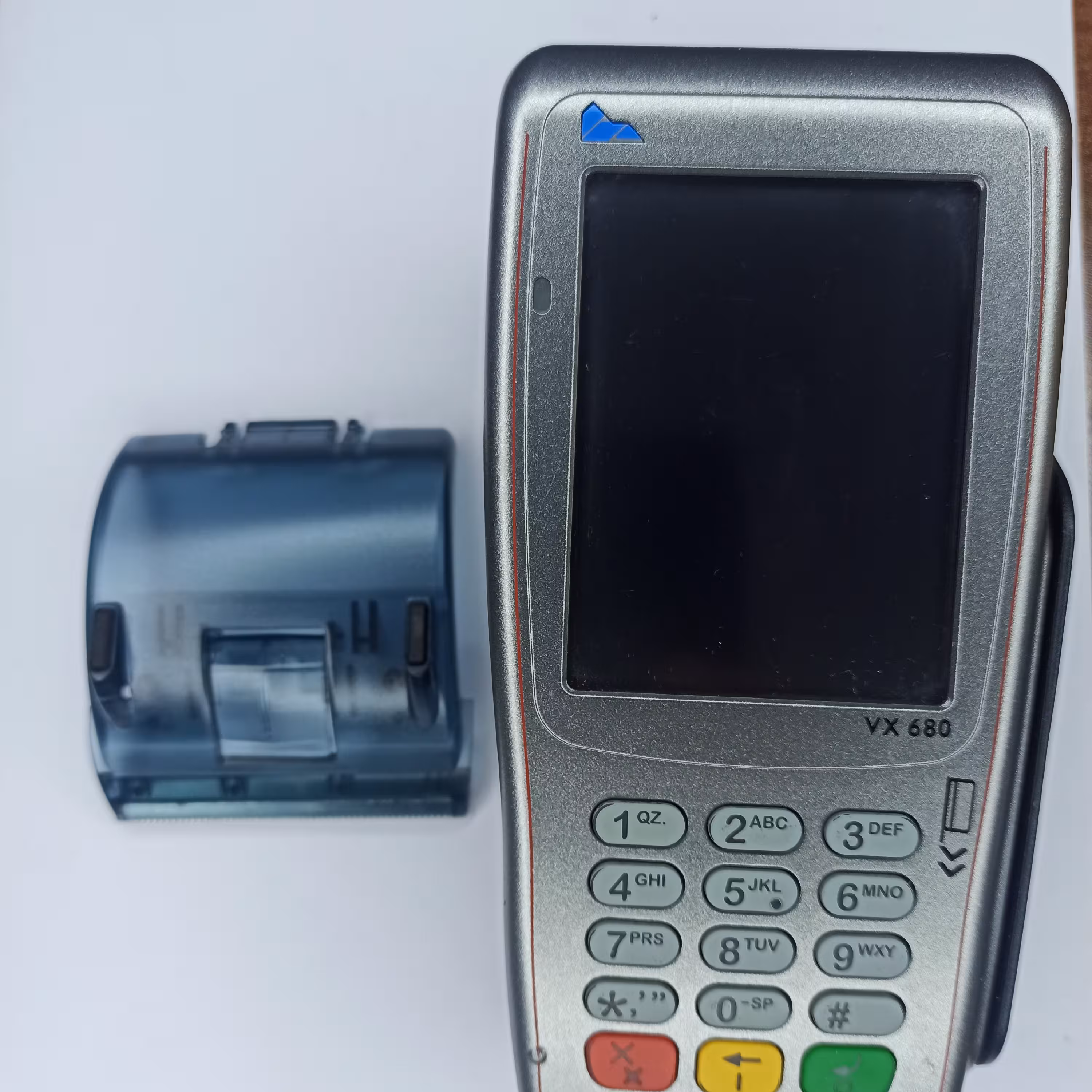 درب چاپگر دستگاه کارتخوان مدل وریفون 680 آکبند و اورجینال( هزینه ارسال رایگان نمیباشد)