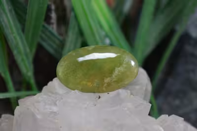 ایدوکراز (وزوویانیت)