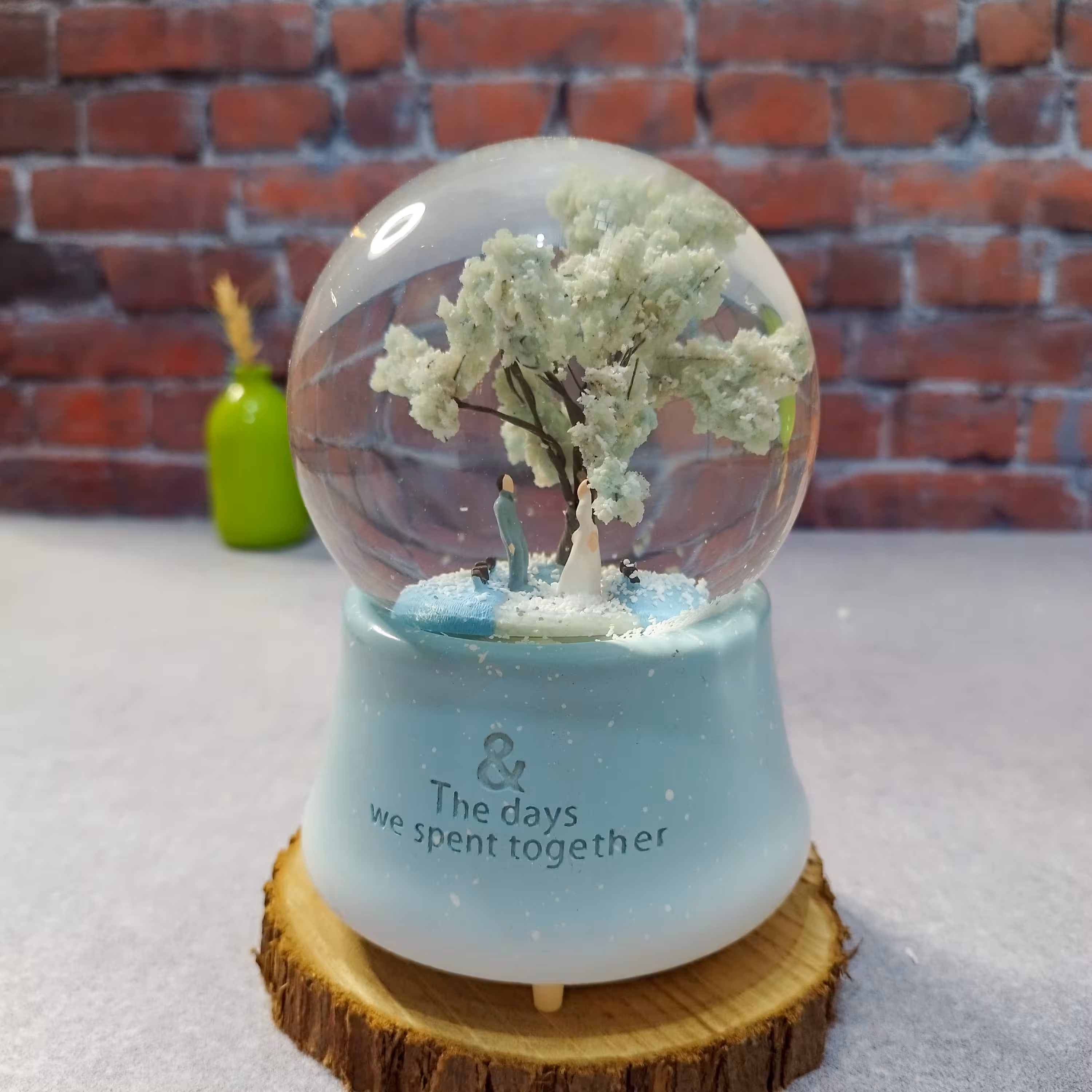 گوی موزیکال پمپی طرح درختی