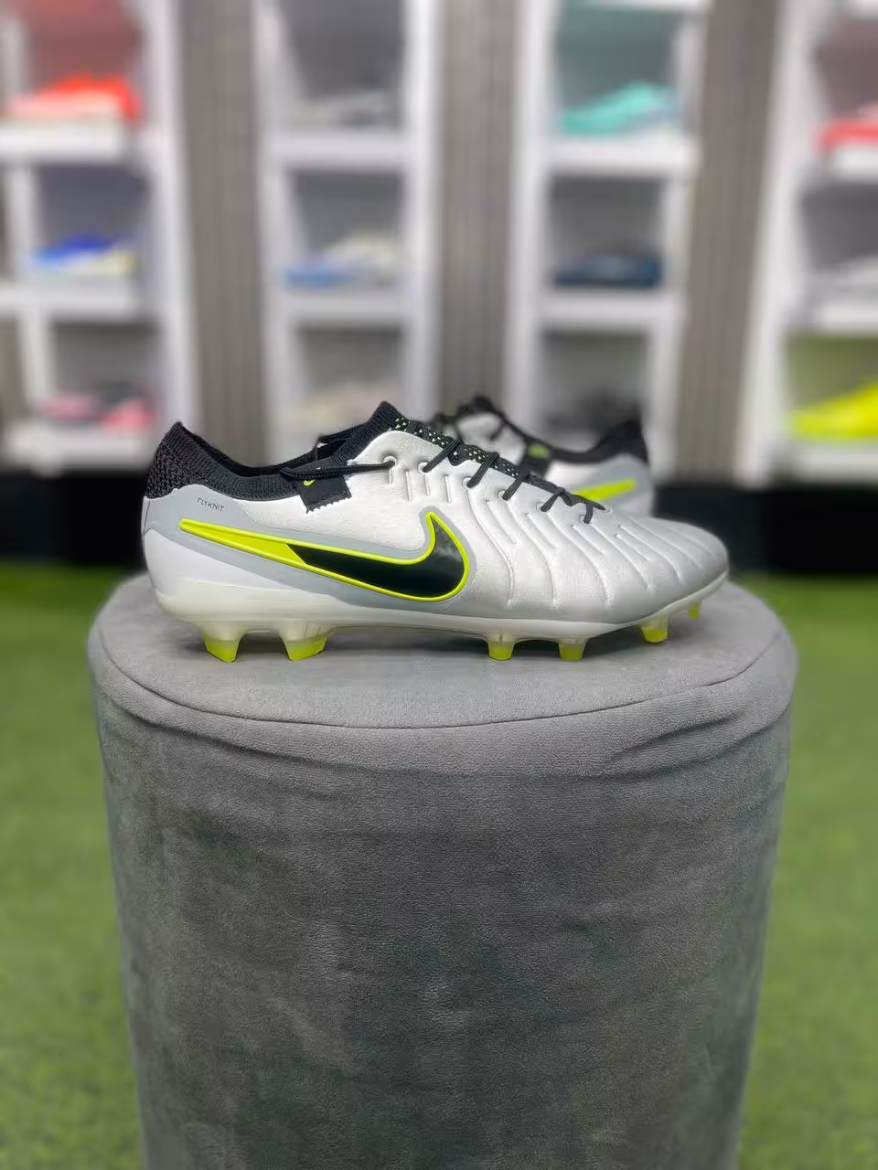 کفش فوتبال نایک تیمپو لجند 10 10 nike tiempo legend