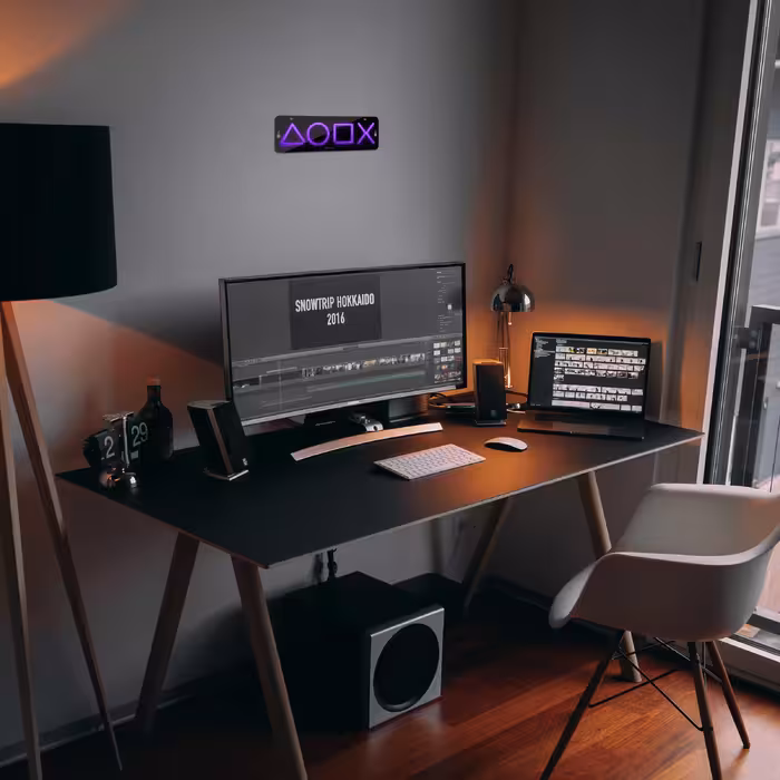 چراغ دیواری نئون دیزاین مدل Ps-Keys-BL_PR