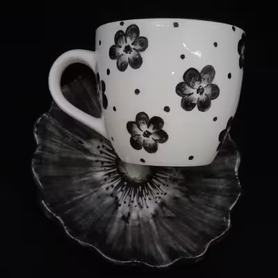  ست فنجان و نعلبکی سرامیکی هیوا طرح آفتاب گردان کمر باریک کد 10882035