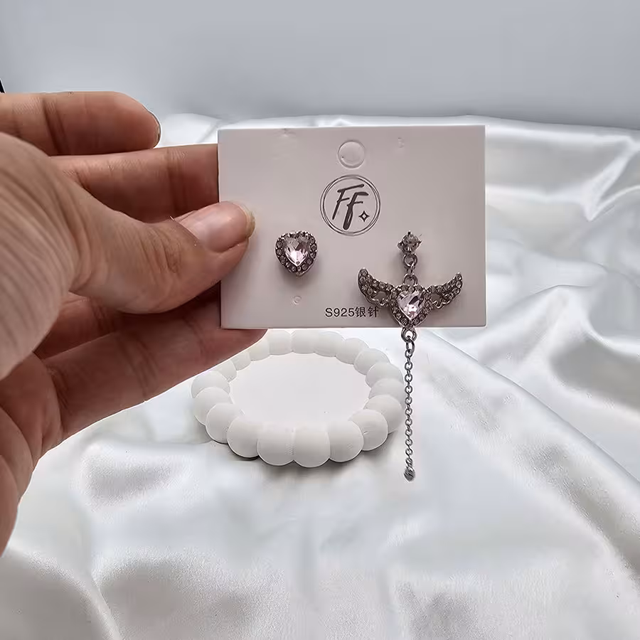 گوشواره پینترستی قلب صورتی خاص