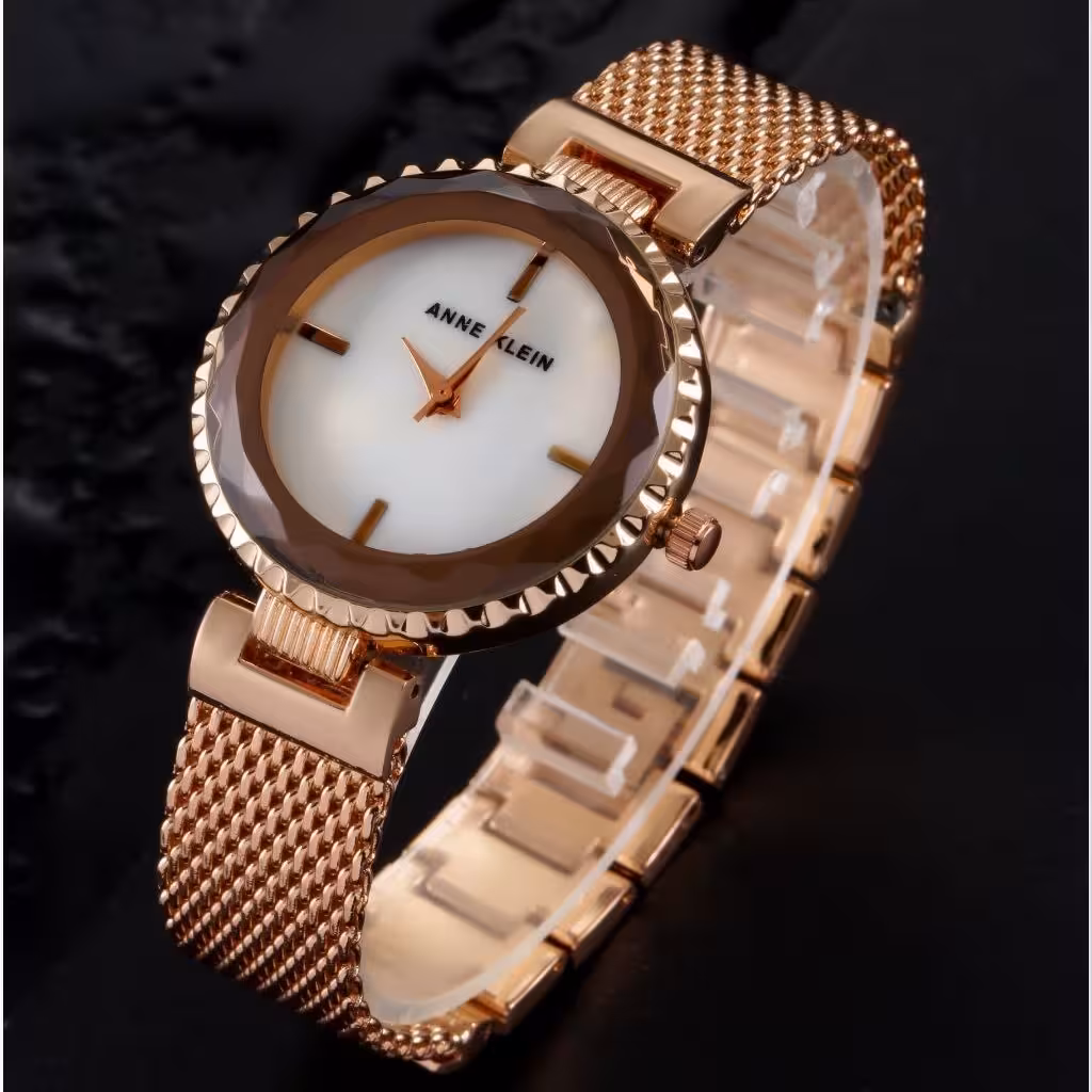 ساعت زنانه فانتزی خاص