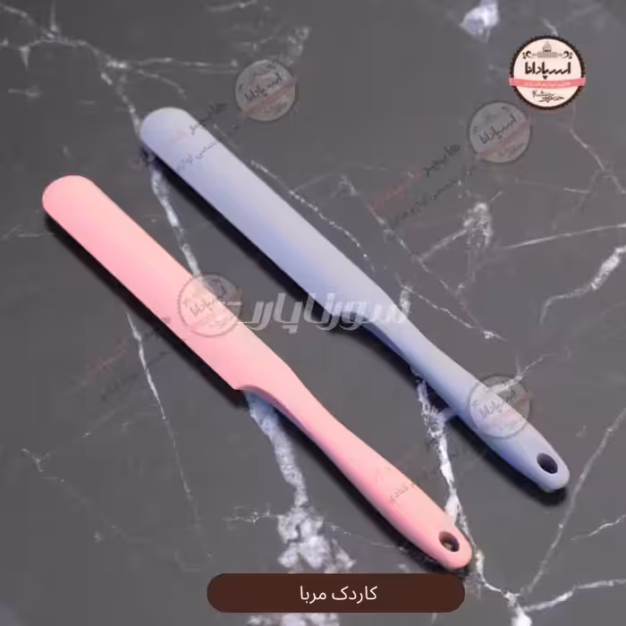 کاردک سیلیکونی مربا