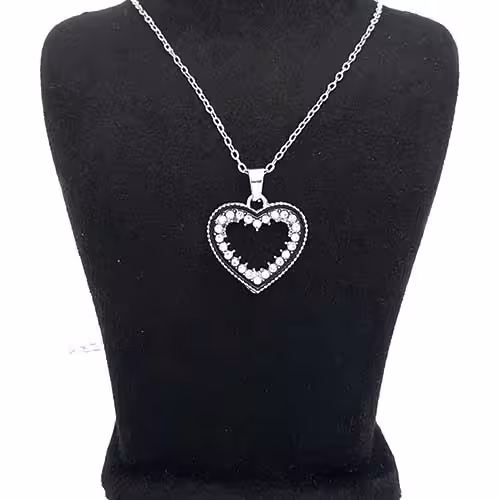 گردنبند قلب نگیندار نقره ای کد27