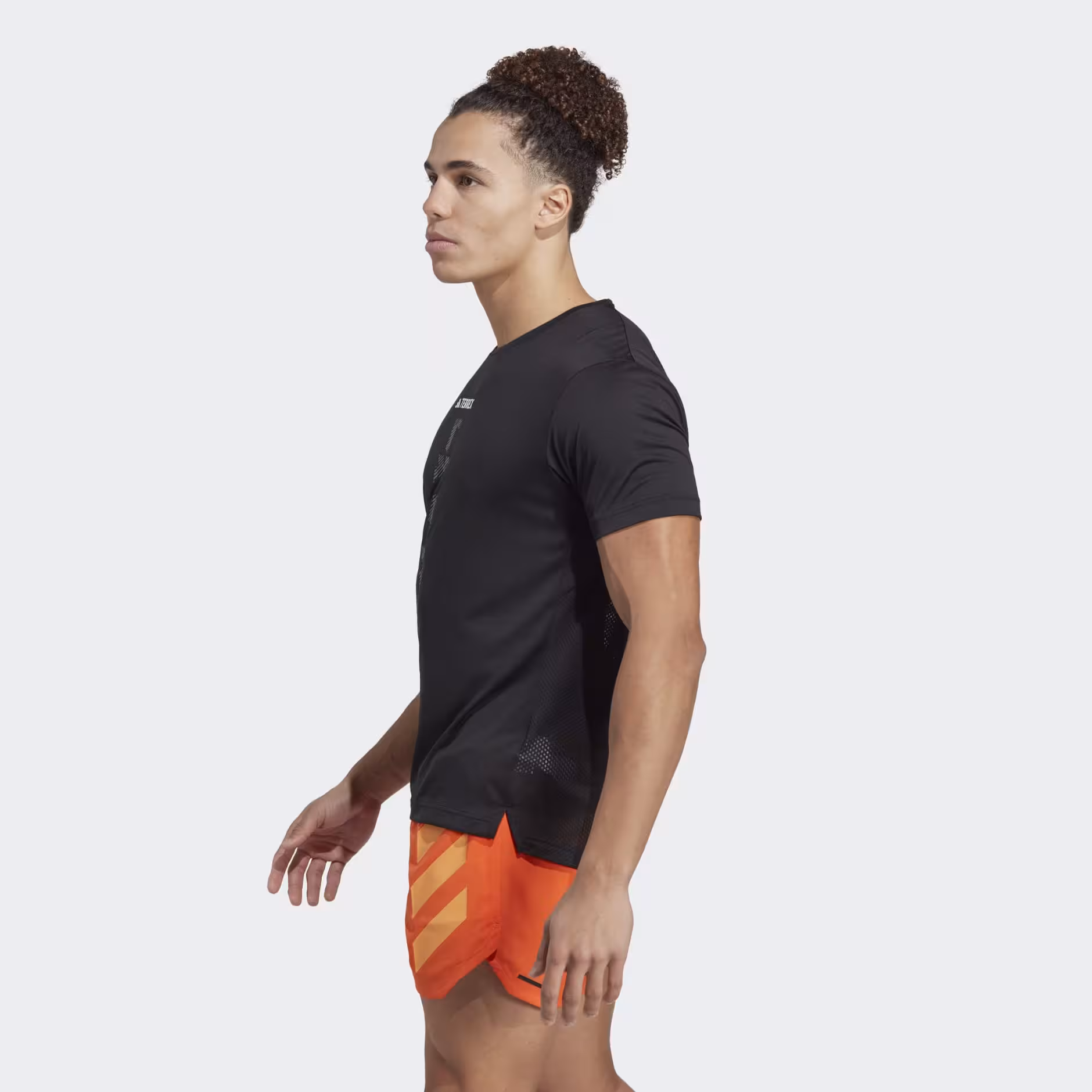 تیشرت ورزشی مردانه مشکی آدیداس اورجینال | HT9441