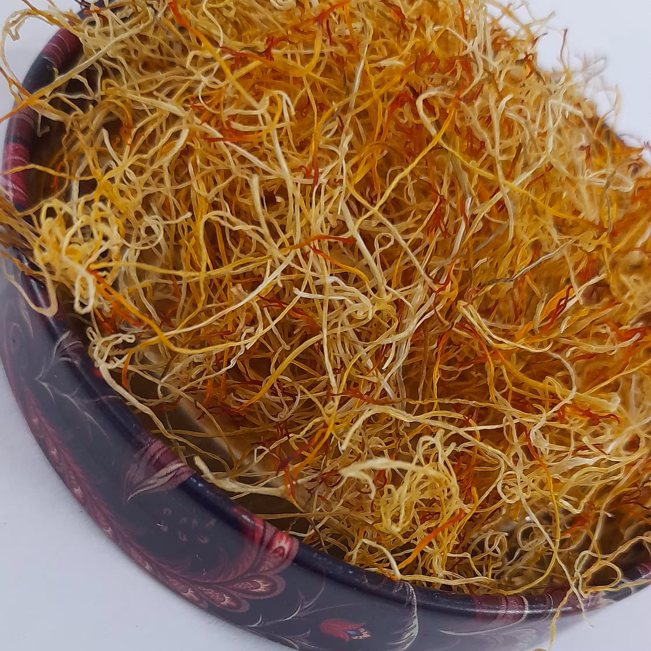 ریشه زعفران اعلا طبیعی بدون اسانس ارسال رایگان 