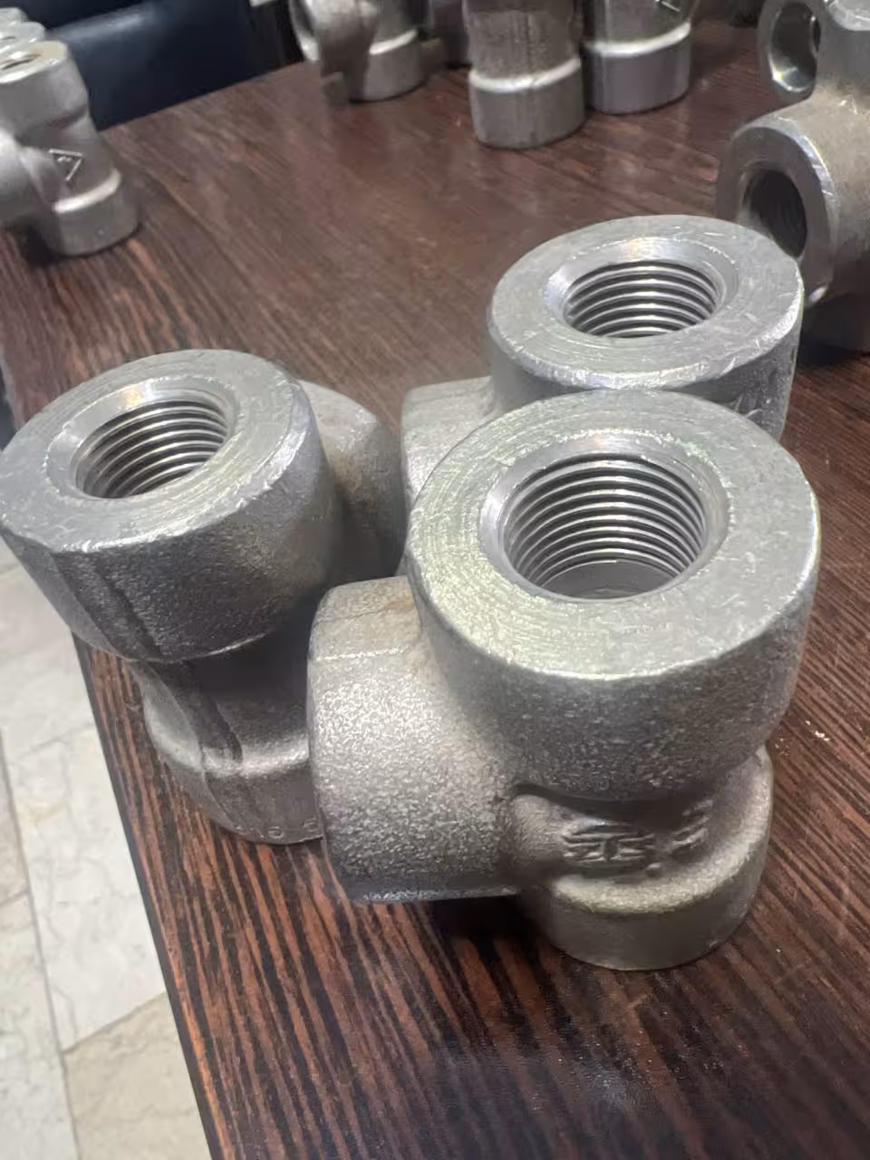 سه راه مساوی  دنده  سایز 1/2" اینج کلاس 3000 از جنس SA182F316/316L کپی