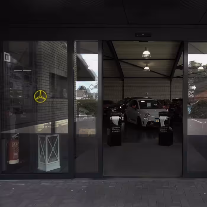 چراغ دیواری نئون دیزاین طرح Benz-BL_YL