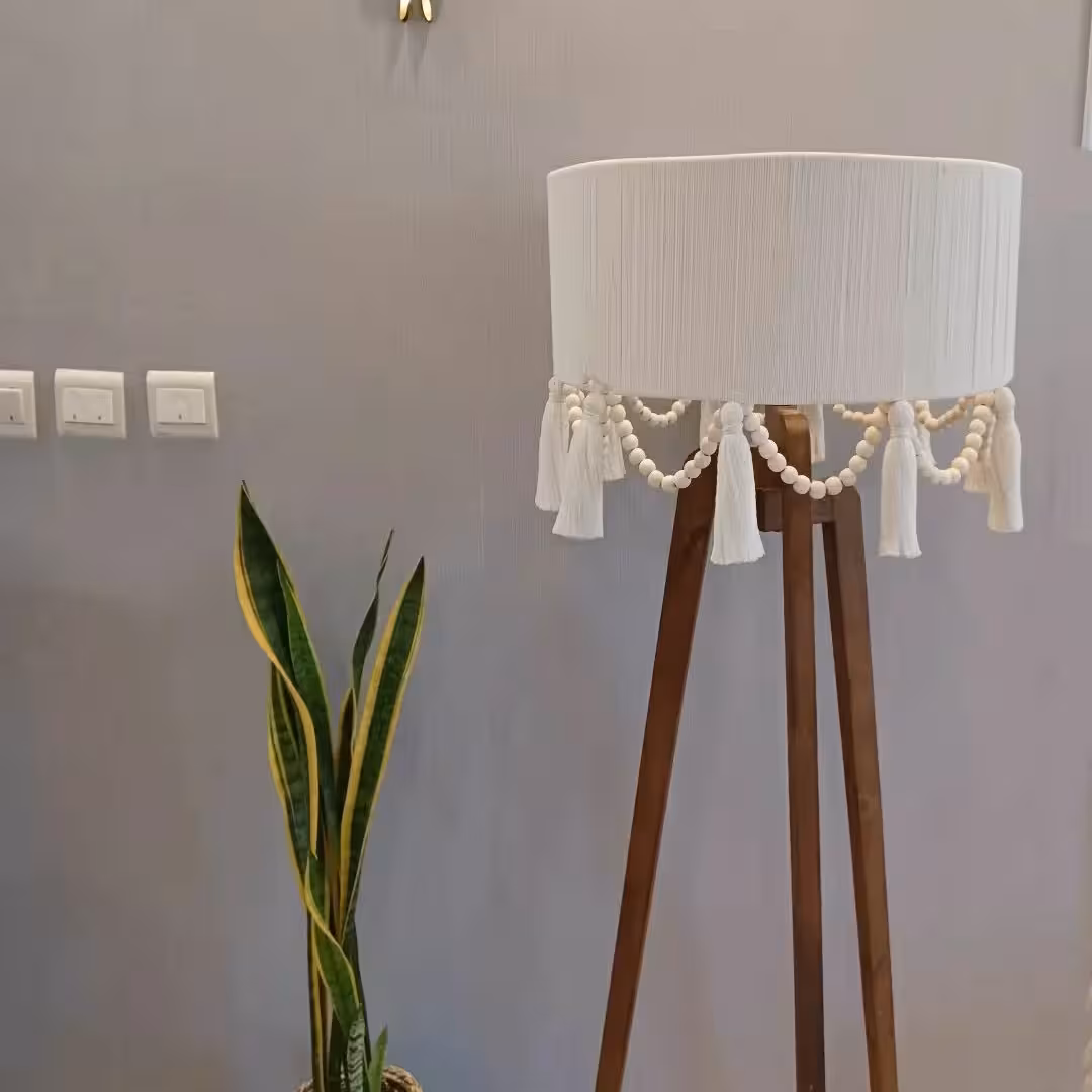 آباژور ایستاده سه پایه