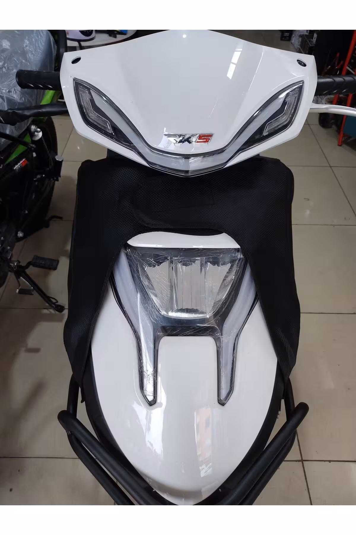 محافظ زانو موتورسیکلت پوشش پیک پریمیوم هوندا SPACTA110 ACTIVE SPONTINI SCOOTER UNIVERSAL سازگار Genel Markalar
