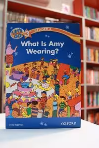lets go 3 readers 4: What Is Amy Wearing
