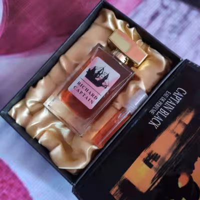 ادکلن کاپیتان بلک