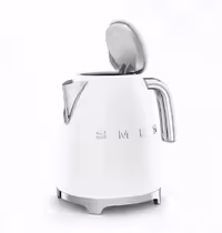 کتری برقی اسمگ مدل ساده رنگ سفید