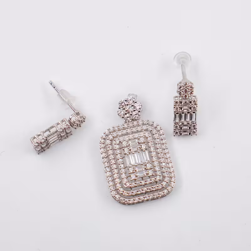 نیم ست نگین دار طلا