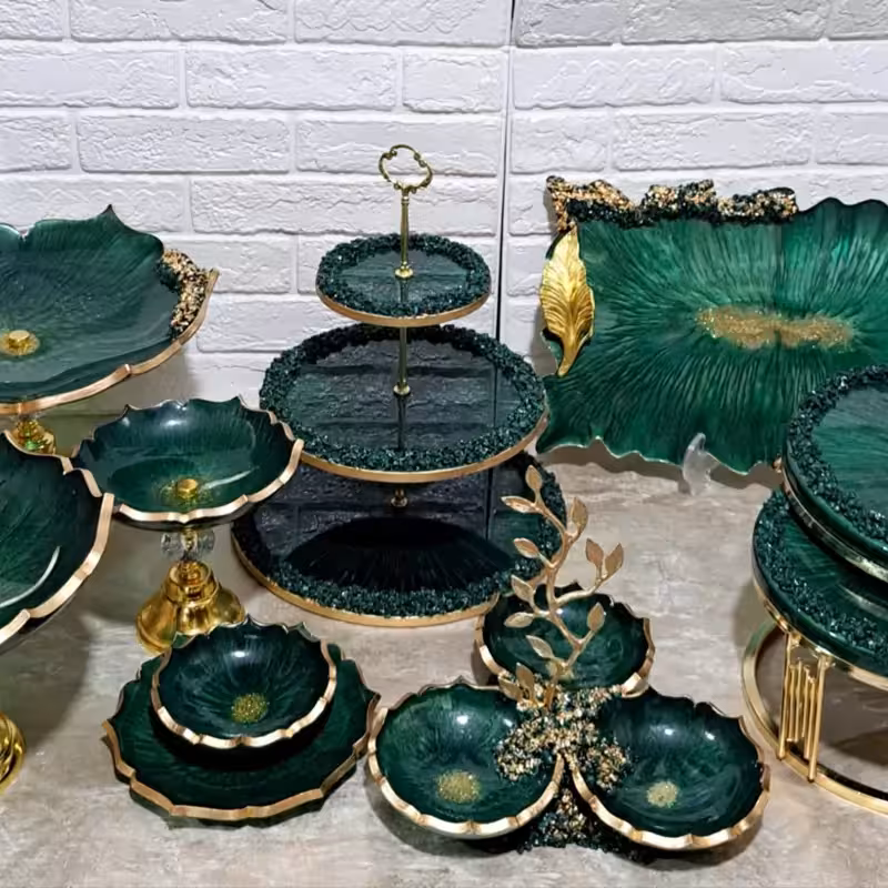 سرویس ظروف پذیرایی 6 نفره رزینی سبز زمردی