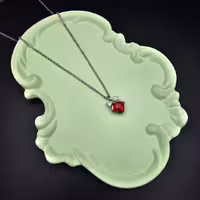 گردنبند جواهری زنانه قرمز