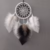 آویزآینه خودرو دریمکچر سفید و مشکی با کریستالهای زیبا