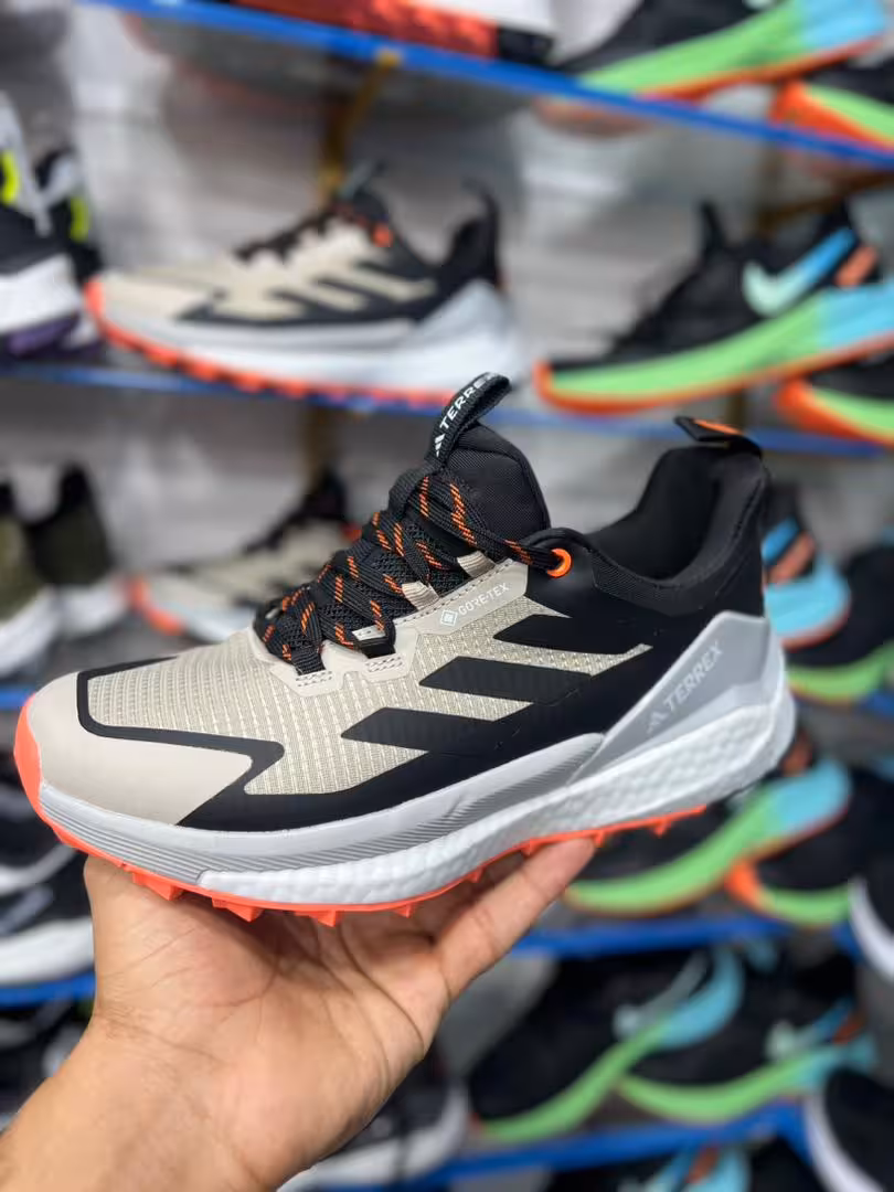 کتونی ادیداس ترکیس گورتکس adidas terrex ویتنامی وارداتی