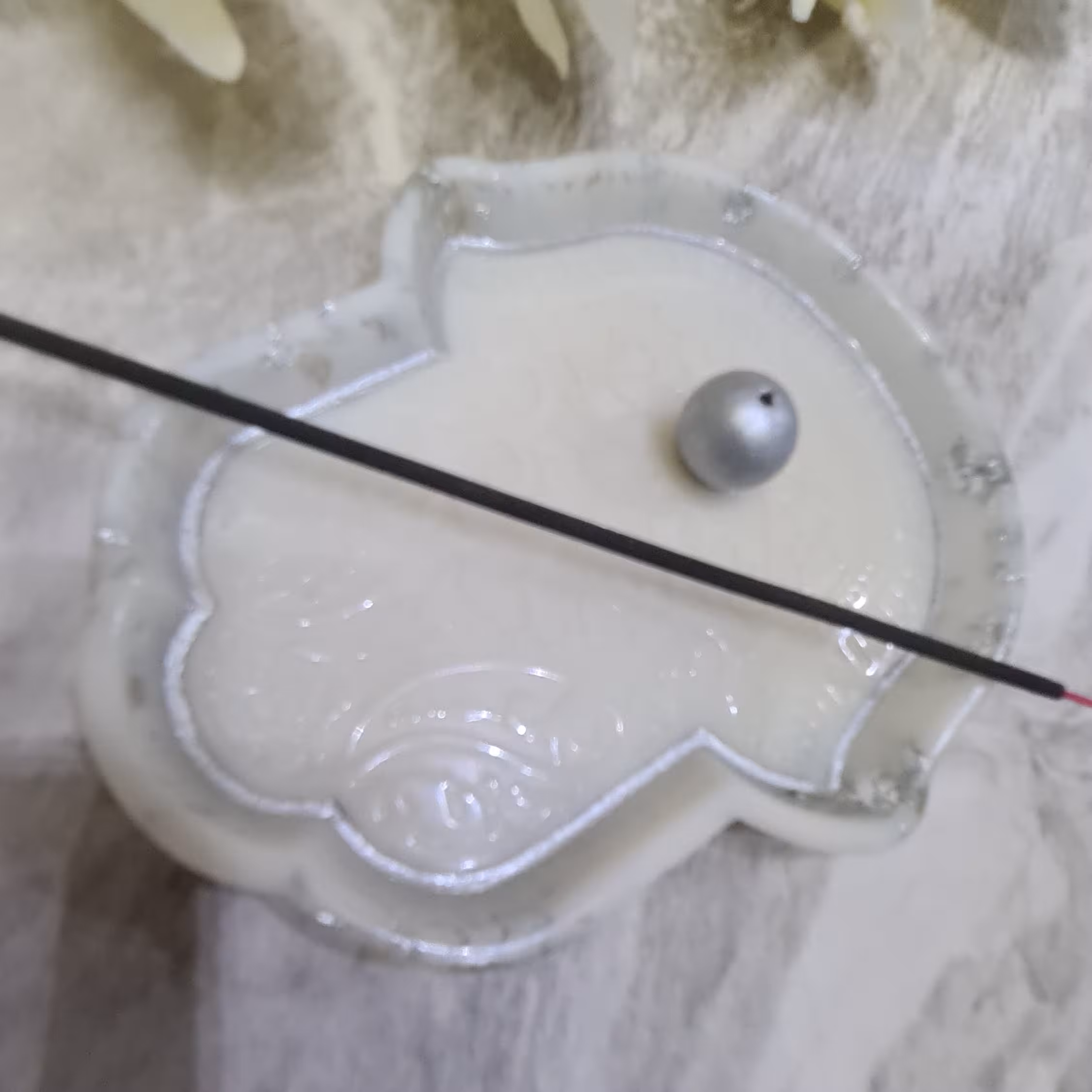 استند عود ،جای عود،جنس رزینی