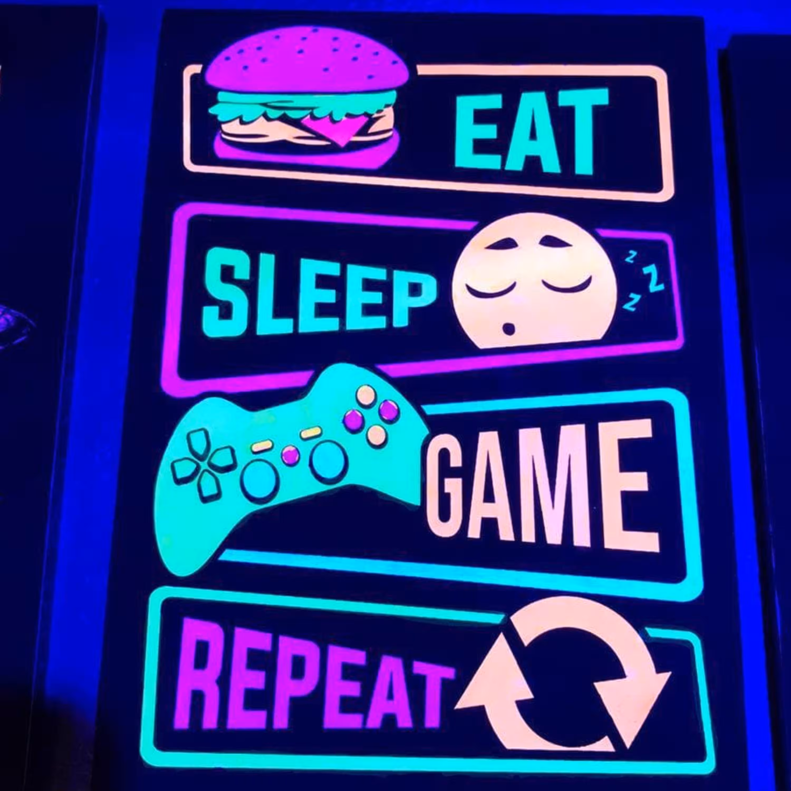 تابلو بلک لایت با طرح بازی 2 سایز 50 در 70 سانتی متر Blacklight Game