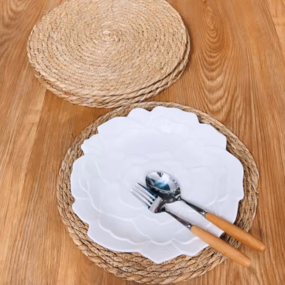 زیر  بشقابی  حصیری
هر  عدد
با  قطر  30  سانتی  متر