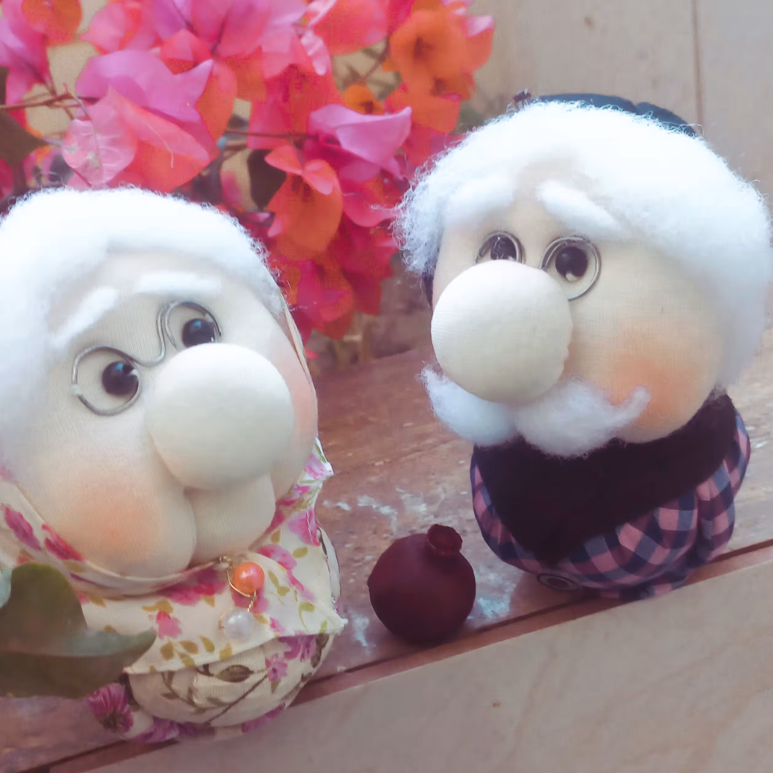 عروسک دستساز مادربزرگ وپدربزرگ