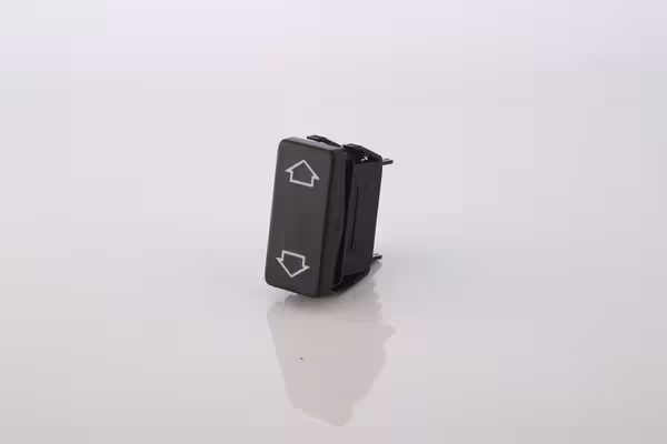 کروز &quot;CROUSE کلید شیشه بالابر برقی راست پژو 405 و پرشیا &quot;CR33030804