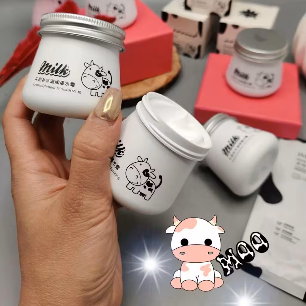 کرم مرطوب کننده شیر گاو 