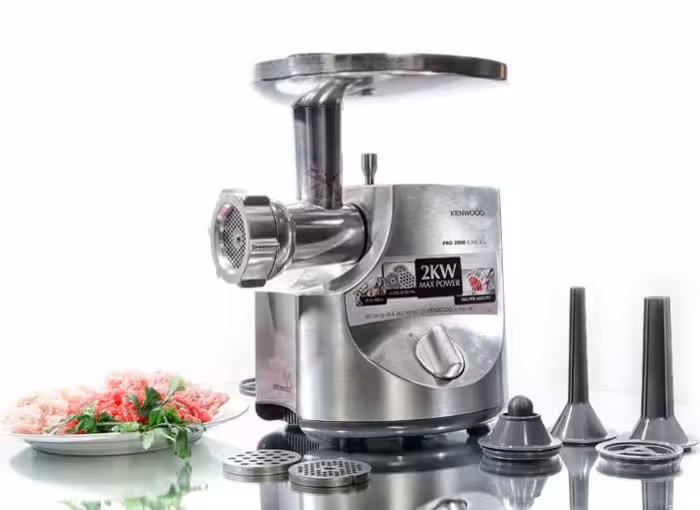 چرخ گوشت کنوود مدل 700