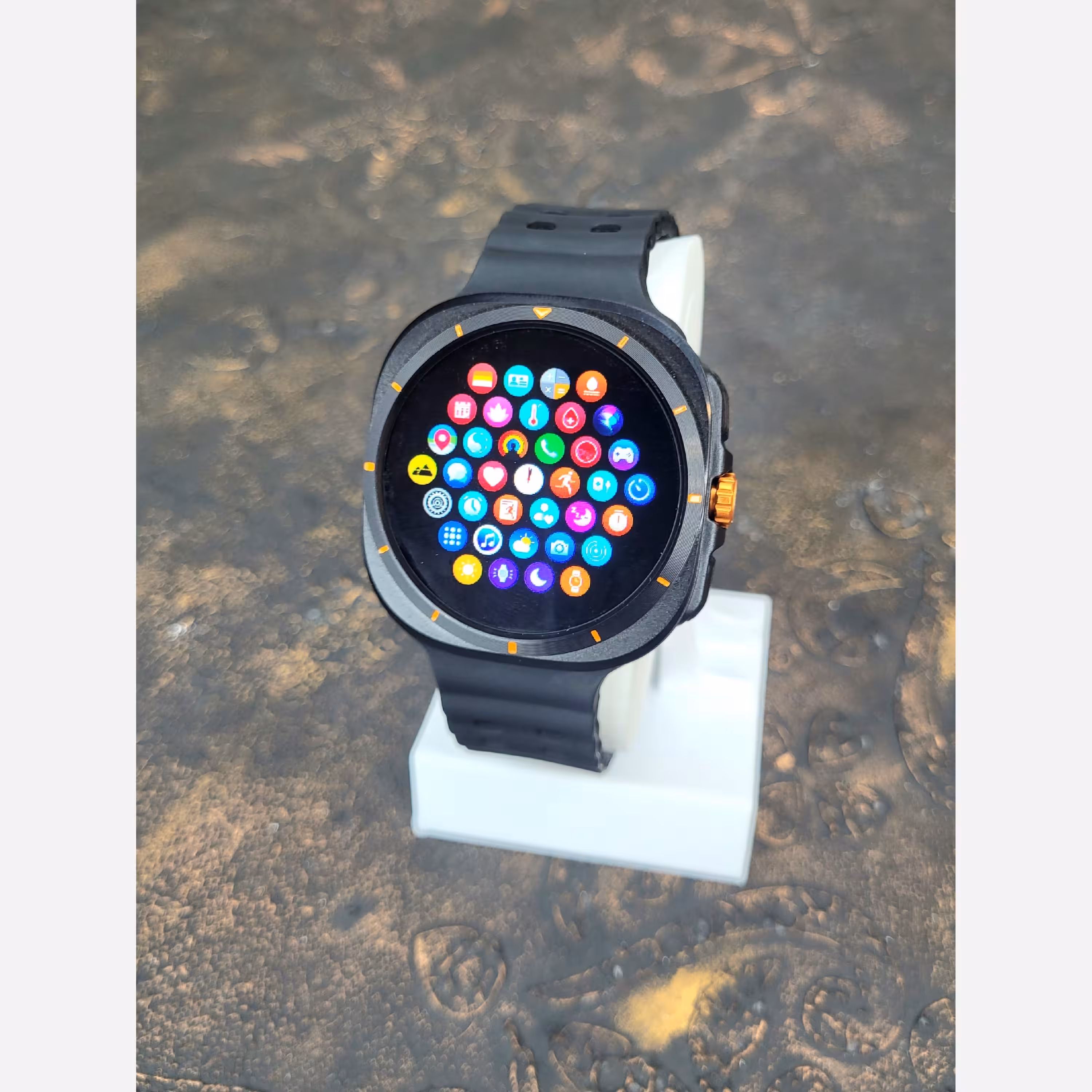 ساعت هوشمند صفحه گرد مشابه گلکسی واچ