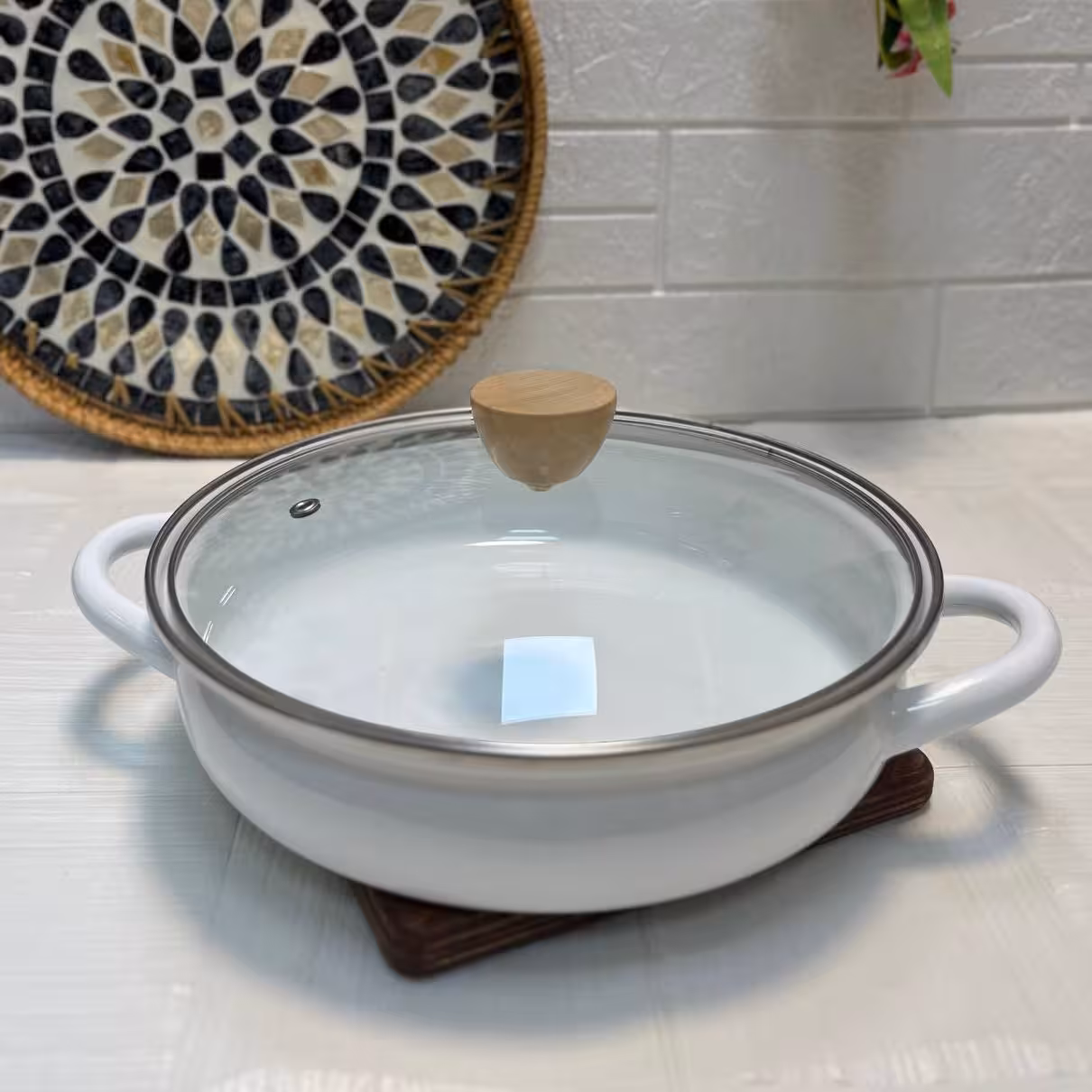 تابه لعابی 2 دسته دربدار سفید 2/2 لیتری FRYPAN
