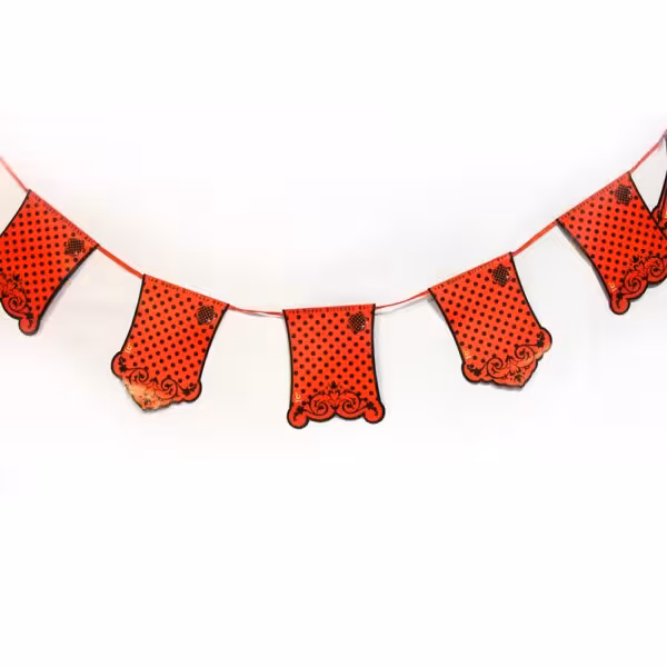 ریسه خالخالی قرمز و مشکی