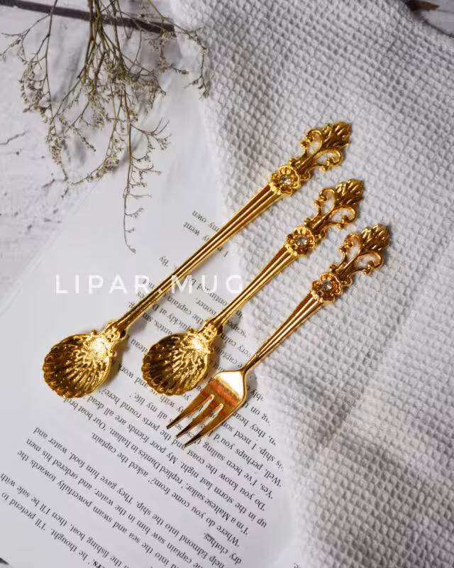 قاشق و چنگال نگین دار طلایی 1914
