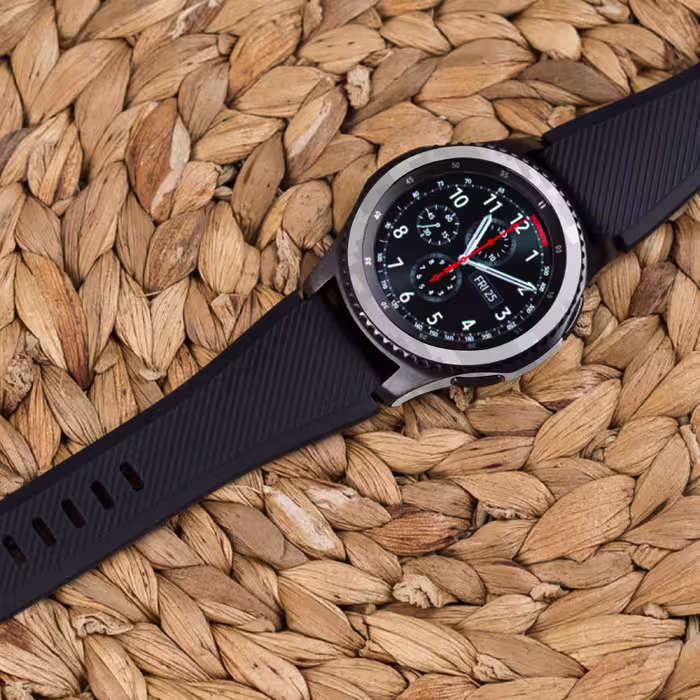 برچسب ماهوت طرح Army-Snow-Pixel مناسب برای ساعت هوشمند سامسونگ Galaxy Gear S3 Frontier