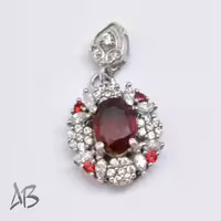گردنبند یا مدالی نقره 925 با نگین گارنت اصل آقابزرگ کد Med115