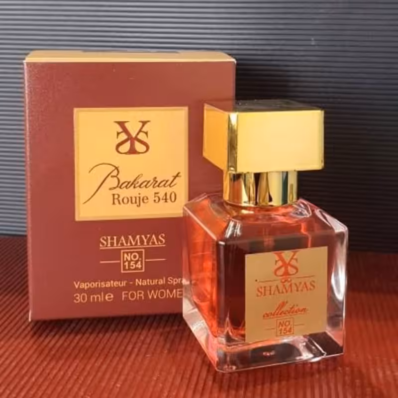 ادکلن باکاراد رژ قرمز از برند شمیاس