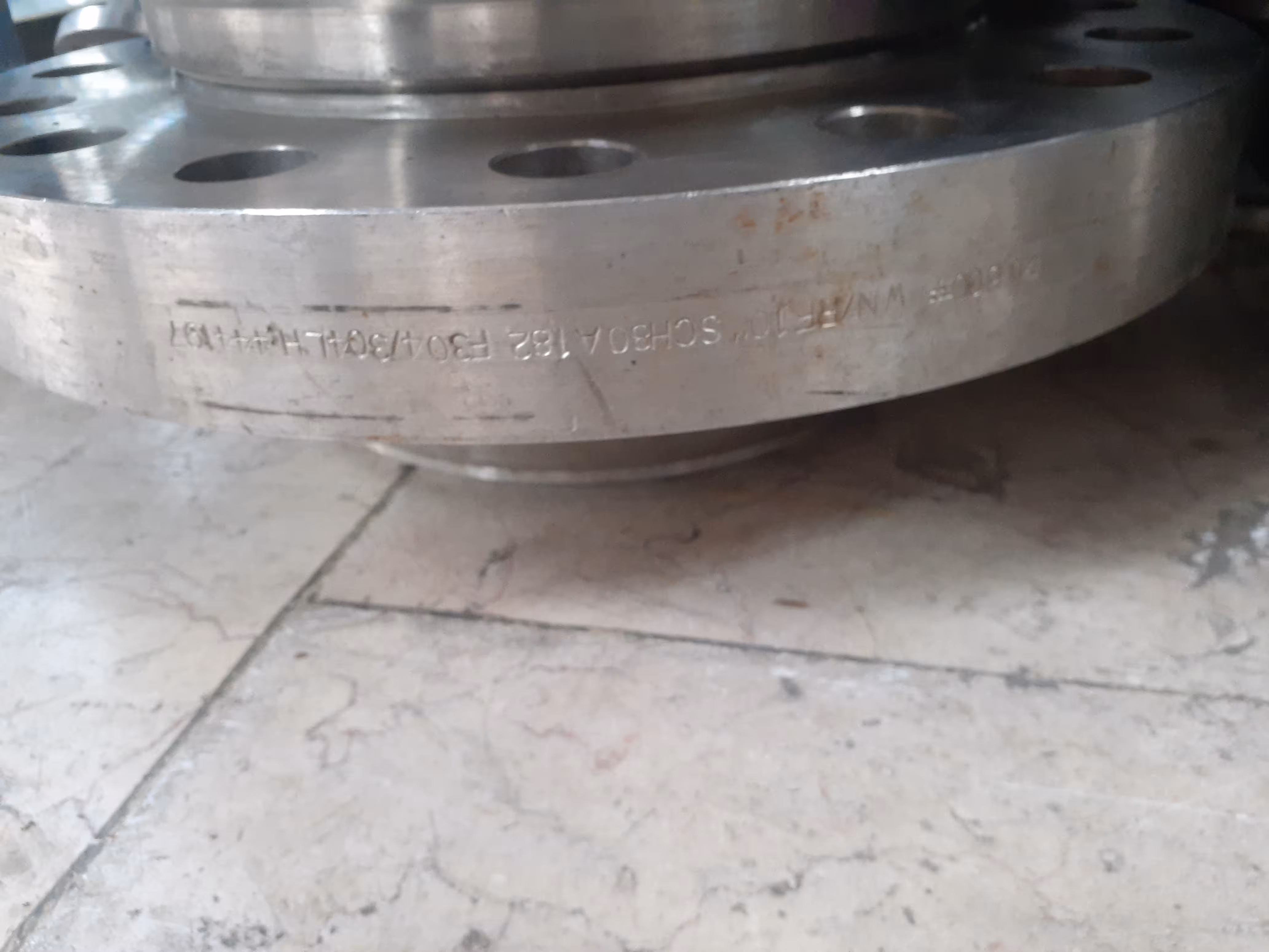 فلنج گلودار "10 ریس فیس کلاس 600 رده 80   B16  از جنس  A182/F304 304L