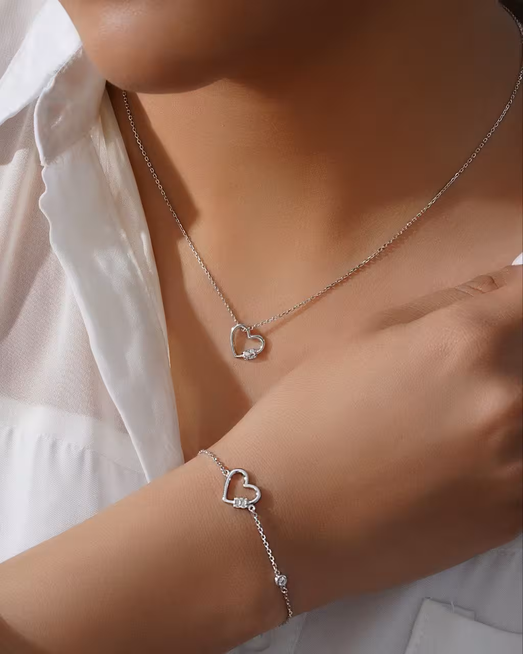 گردنبند و دستبند قلب وارداتی نقره کد 20203